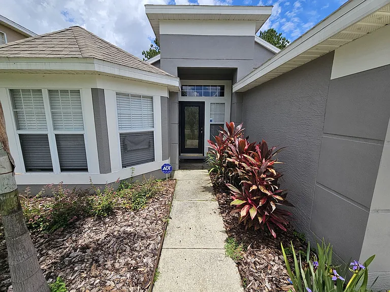 13633 Emeraldview Dr — Photo 3