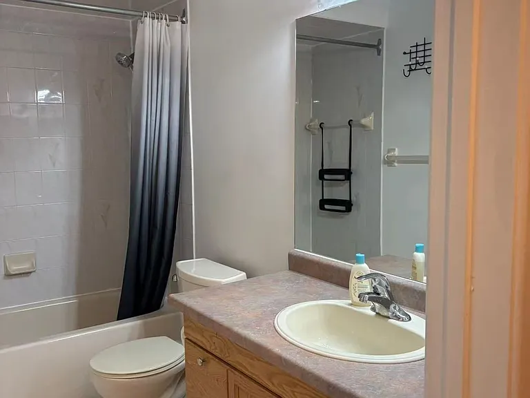 18 Lynch Rd — Photo 7
