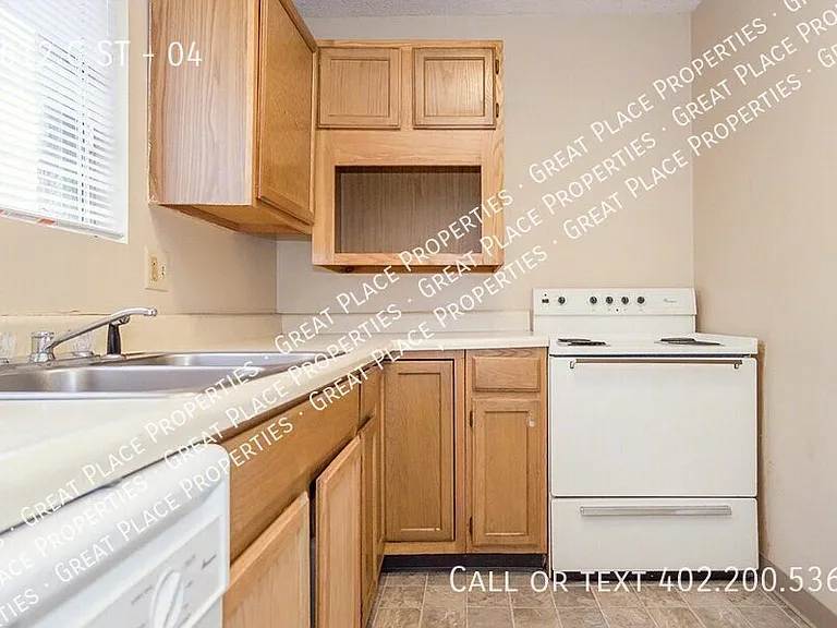 1612 C St #4 — Photo 5