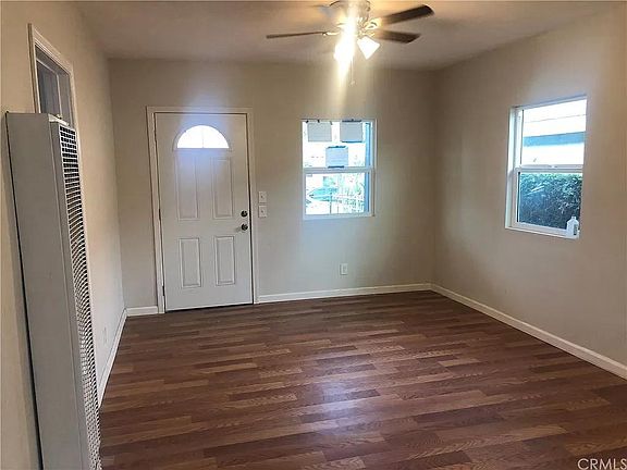 2nd image of 1732 W 59th Pl