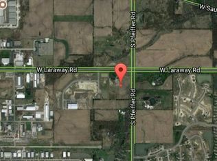 8907 W Laraway Rd, Frankfort, IL 60423