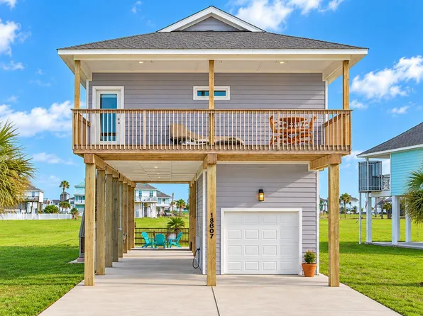 18607 Warrior Rd, Galveston, TX 77554