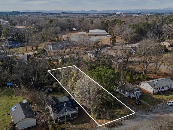 4th image of 0 Pine St