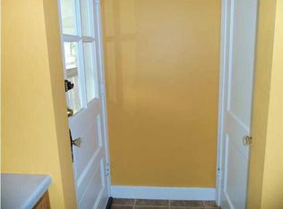 208 Iola Rd, Saint Matthews, KY 40207