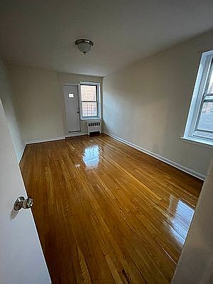 5th image of 64-42 Booth St #4D