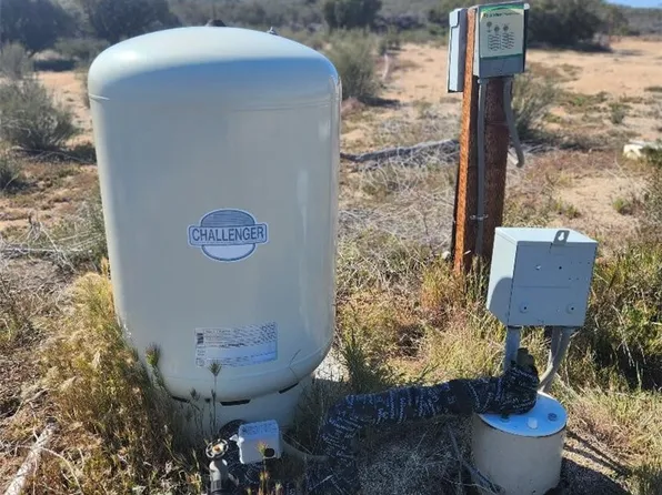 1 Bailey Rd, Anza, CA 92539