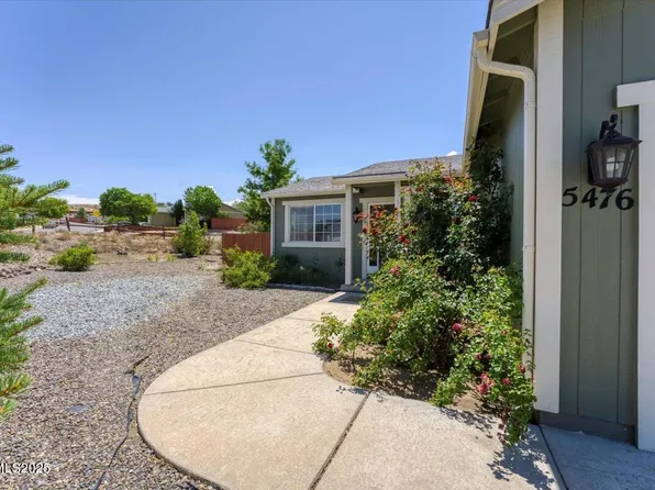 5476 Cabin Ct, Sun Valley, NV 89433