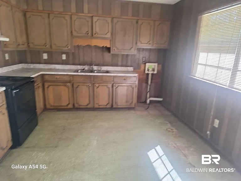2211 Wolf Ridge Rd #B — Photo 6