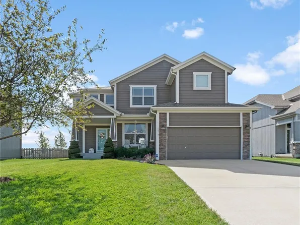 18797 W 165th Ter, Olathe, KS 66062