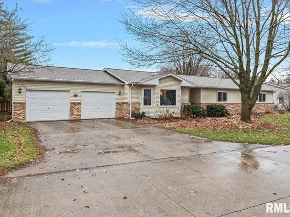 1324 Community Dr, Springfield, IL 62703