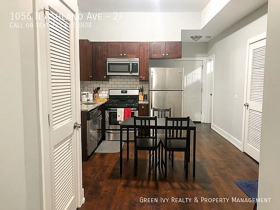 3rd image of 1056 N Ashland Ave #2F