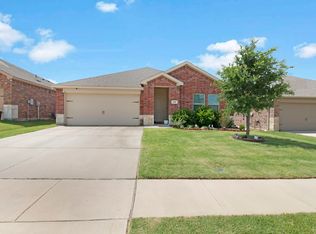 720 Alton Dr, Aubrey, TX 76227