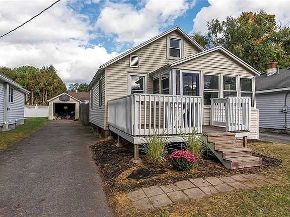 2nd image of 7 Dodd St