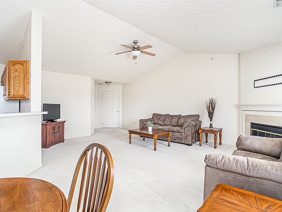 5th image of 1800 Ashley Ct