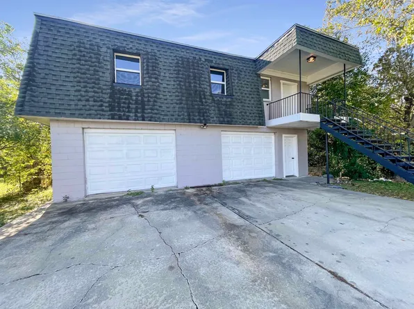 2749 Pearl Ave, Groves, TX 77619