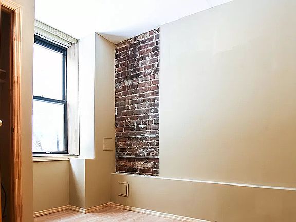 3rd image of 376 8th Ave #10