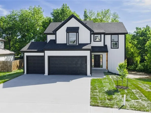 15636 Sheridan Ct, Basehor, KS 66007