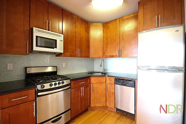 Rented by Next Door Realty NYC | media 33