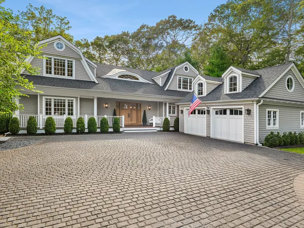124 Underwood Dr, East Hampton, NY 11937