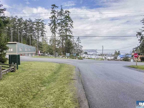 3rd image of 1 Saddle Dr