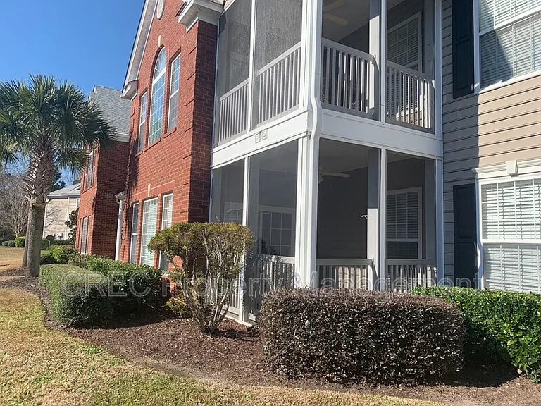 1415 Belcourt Ln — Photo 21