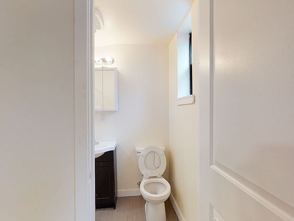 5th image of 4417 Pine St APT 205