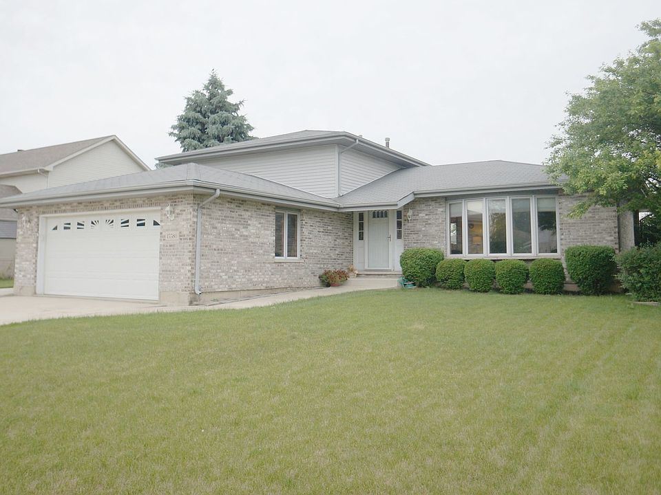 1st image of 15580 W Lakeview Dr