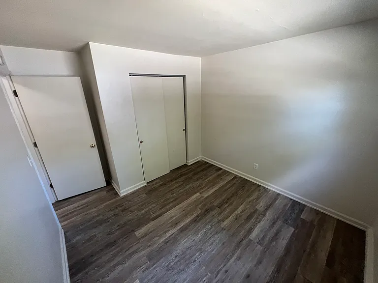 408 N Jefferson St #9 — Photo 2
