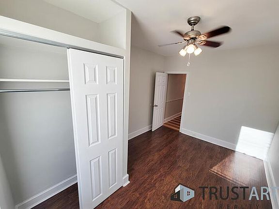 3rd image of 2256 E Monmouth St #1