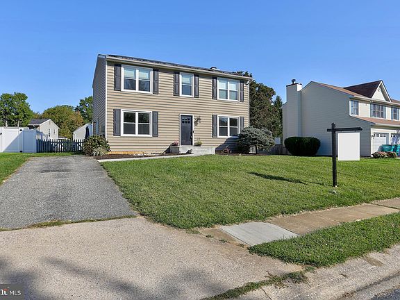 4th image of 7338 Argonne Dr
