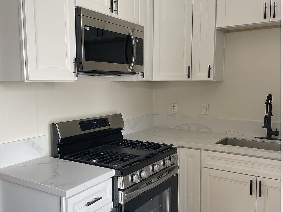 1st image of 1345 Felspar St #4