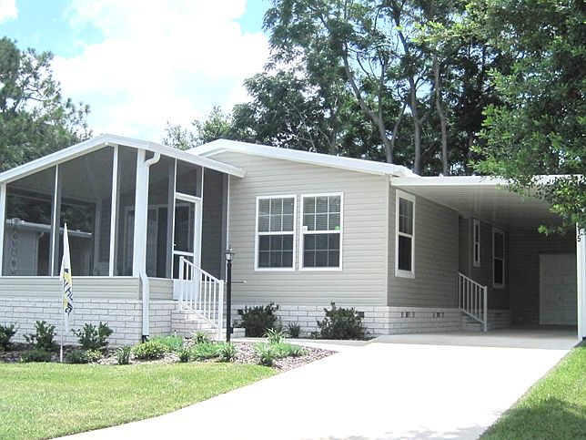 2nd image of 224 Magnolia Dr