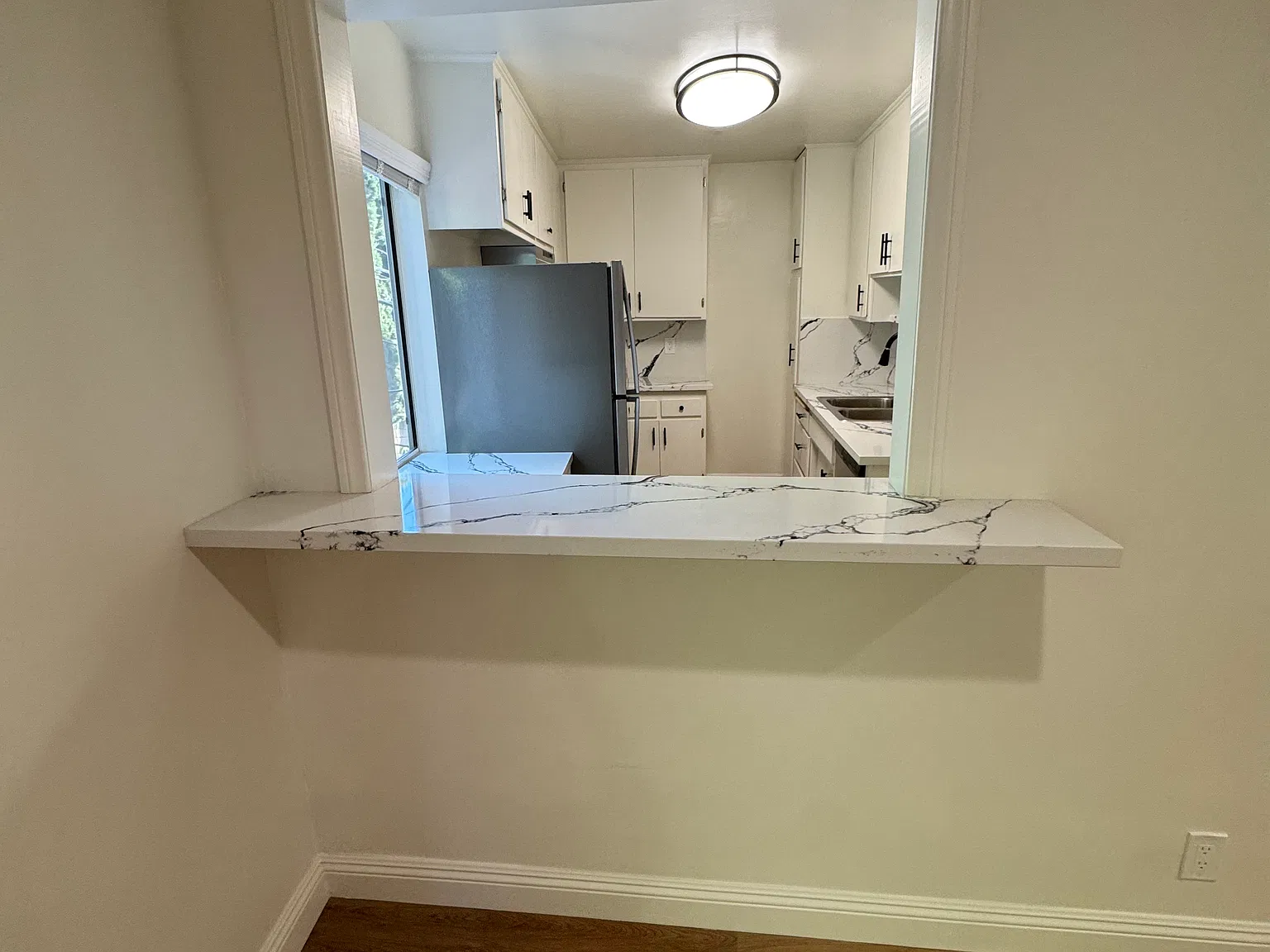 2 bed, 1100 sqft, $3,400 — Photo 4