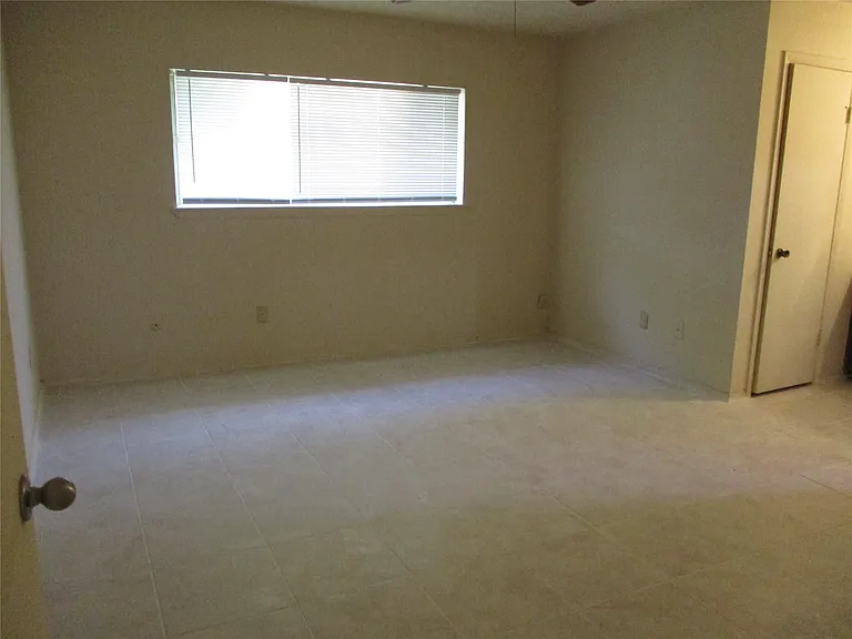 7515 Muirwood Ln — Photo 20