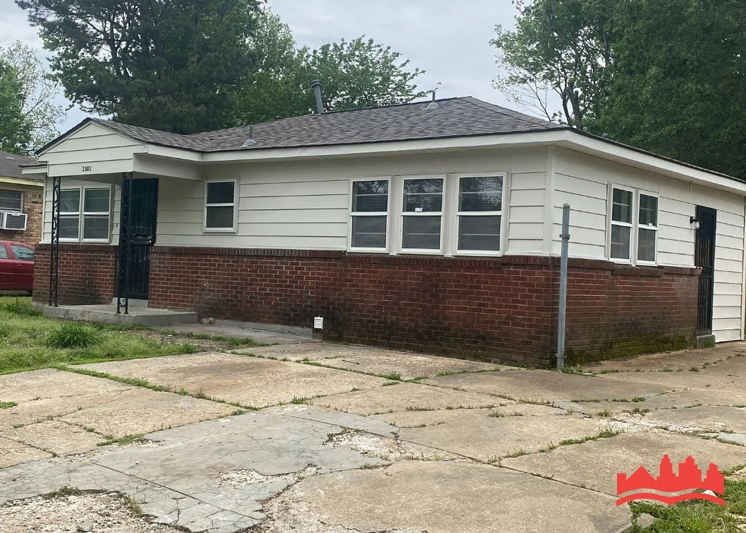 Welcome to 3301 Sunrise Street! — Photo 3