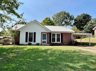 402 Kevin Dr, Dickson, TN 37055