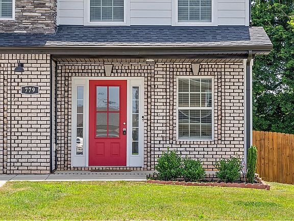 3rd image of 779 Lillian Grace Dr