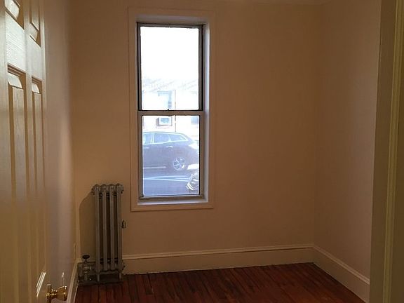 2nd image of 4136 49th St APT 2R