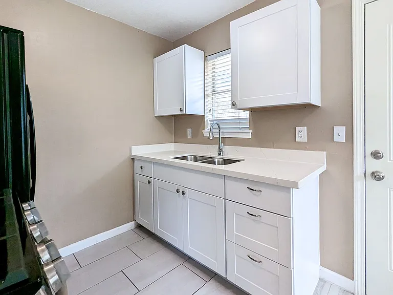 5220 Antha St — Photo 12
