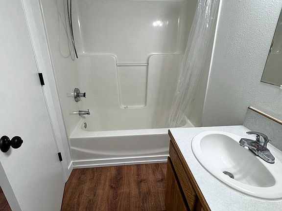 3rd image of 5446 NW Rhododendron St #5448