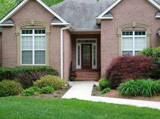 402 W Glenview Dr, Salisbury, NC 28147