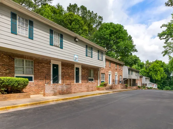 Crystal Grove Townhomes LLC