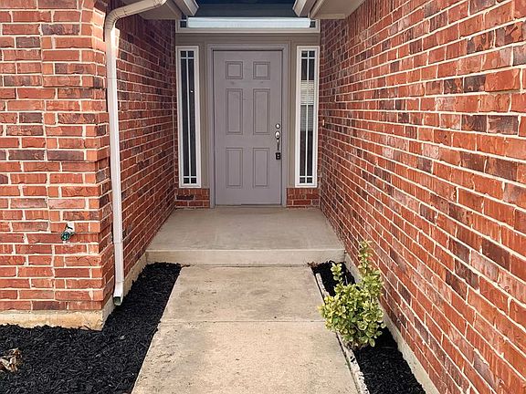 2nd image of 736 Dana Dr