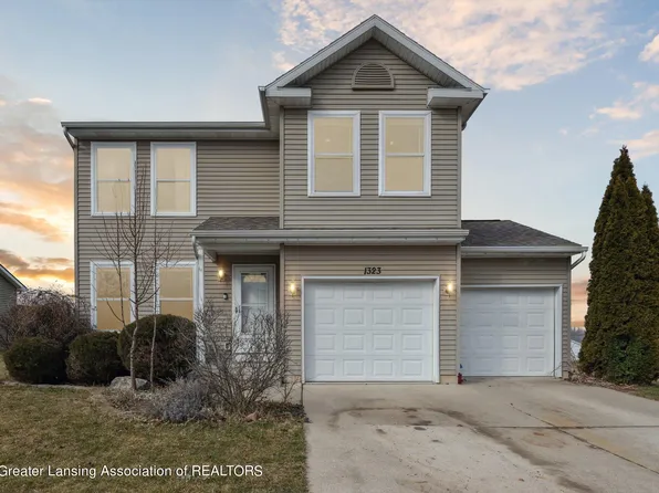 1323 Yarrow Dr, Holt, MI 48842