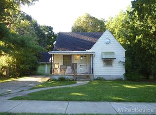 4974 Northlawn Dr, Sterling Heights, MI 48310