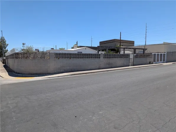 1337 Palm St, Henderson, NV 89011