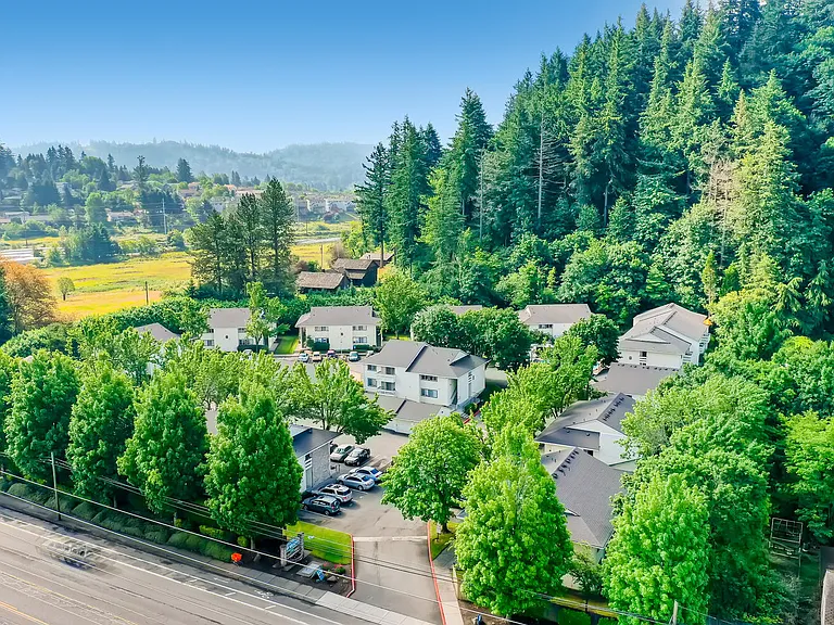 Mountain Knolls | Lush Green Community