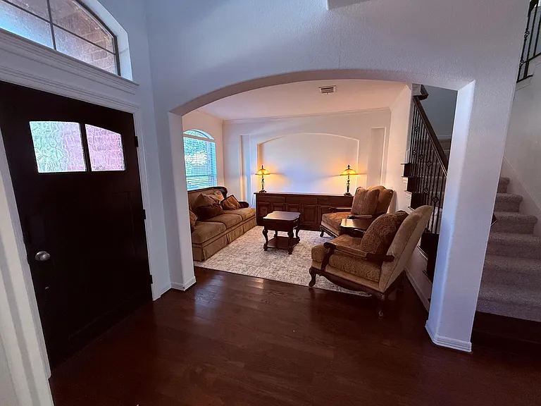 9839 Planters Row Dr — Photo 6