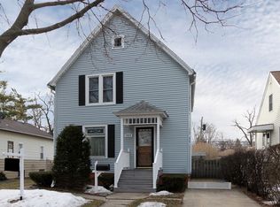 1553 E Walnut Ave, Des Plaines, IL 60016