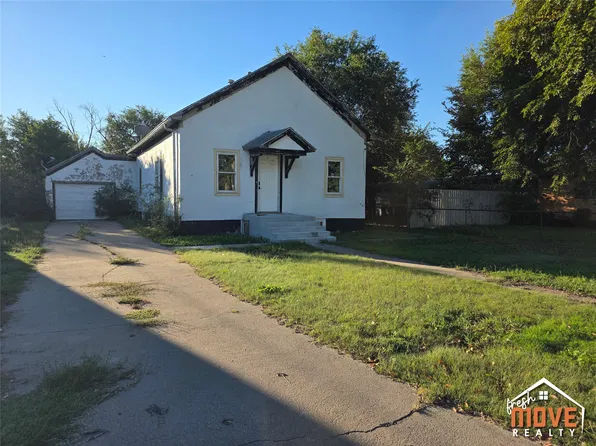 508 SE Cheyenne Ave, Satanta, KS 67870